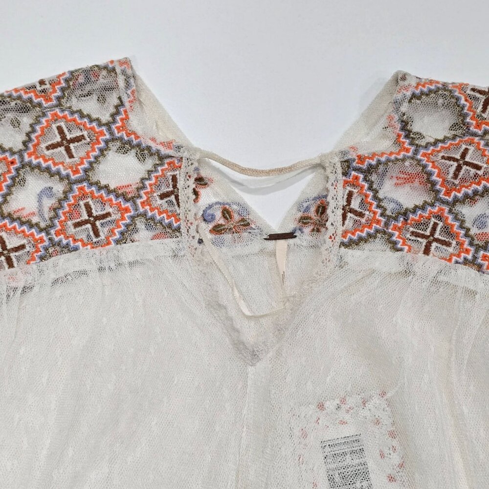 Free People ✦ Boho Tunic Top ✦ Ivory Combo Swiss Dot Embroidered Sheer XS NWT - Picture 4 of 13